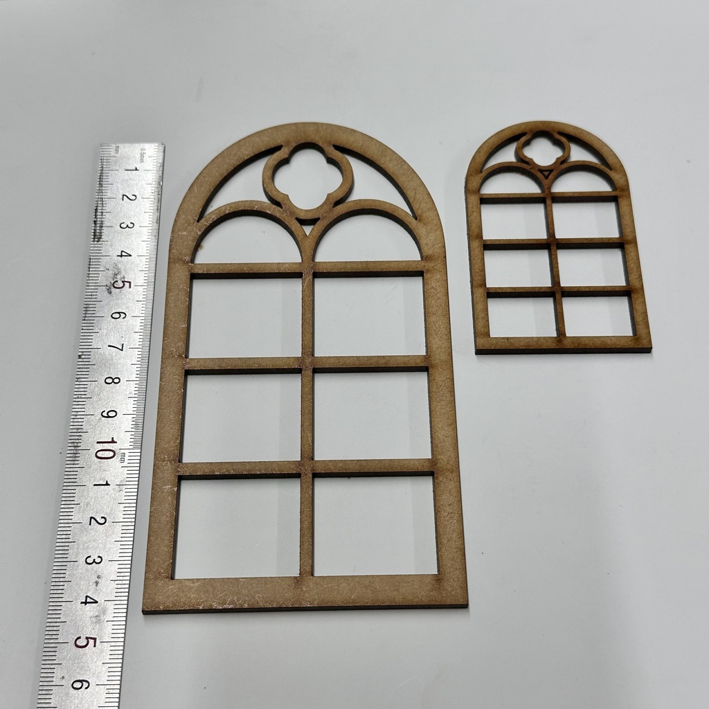L34-065 Puerta calada 1 151x8cm