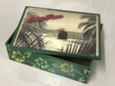 L20-084 Caja 16.5x12.5x5 con orilla para vitral y tapa de poner