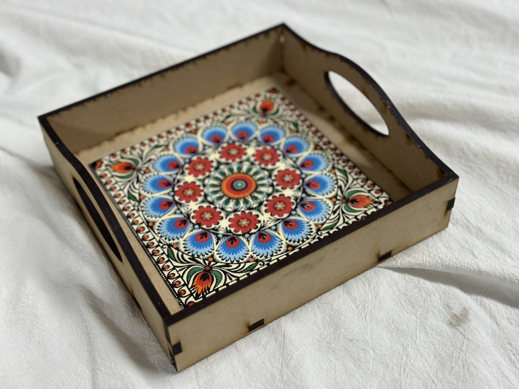 L20-134 Azafate 20x20x5cm 6mm