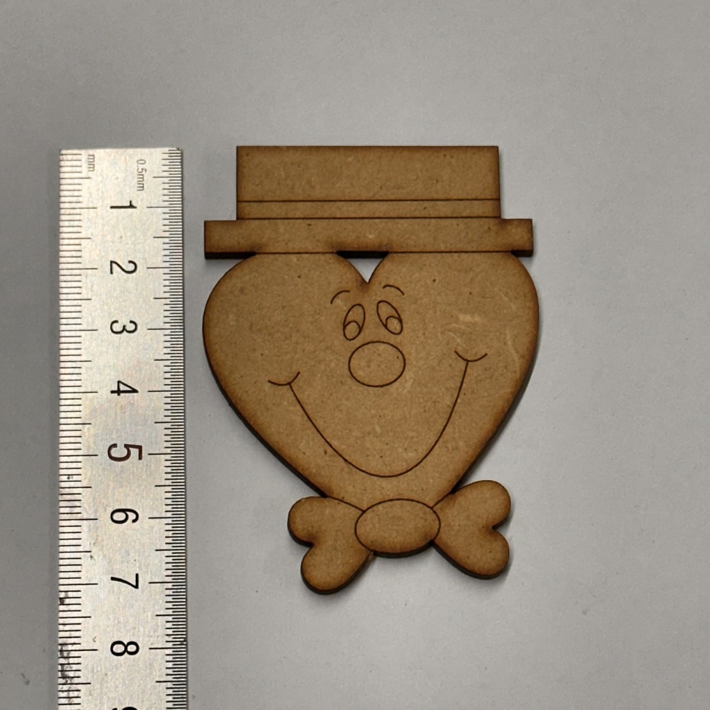 L1-022 Corazon hombre 8x6cm