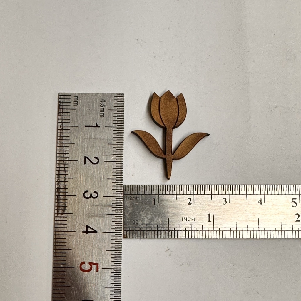 L5-011 Flor Tulipán 2.5cm.