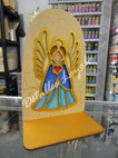 L10-009a Angel para imitración vitral con base para candela 30cm