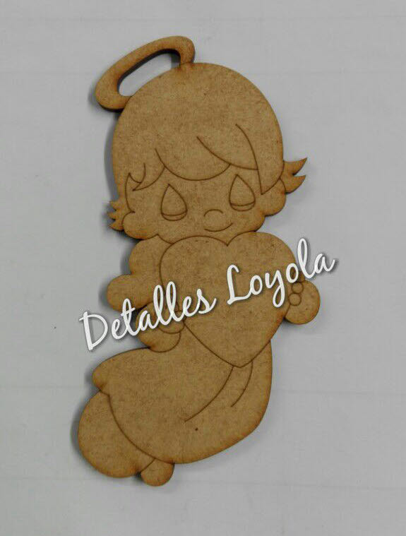 L10-027 Angel PM con corazon 12cm