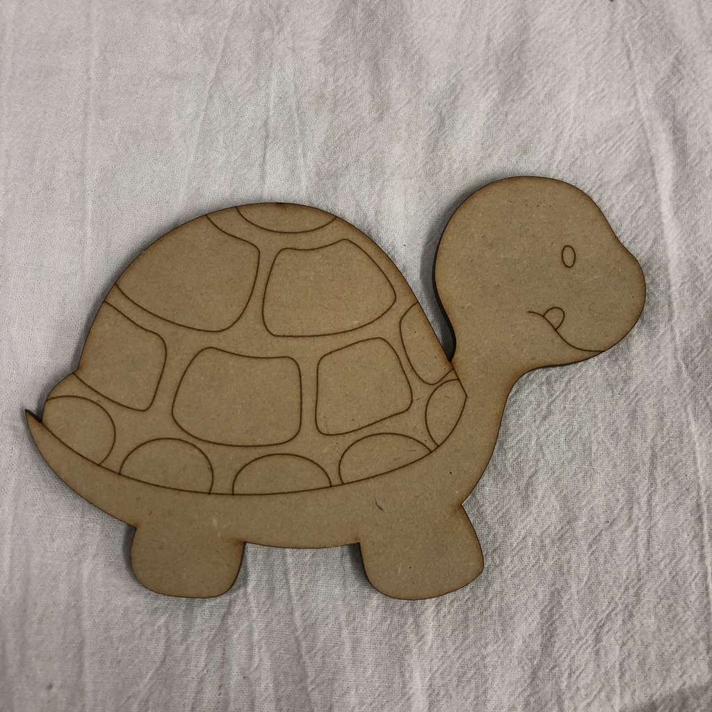 L14-230 Tortuga de lado con lenguita afuera 10cm