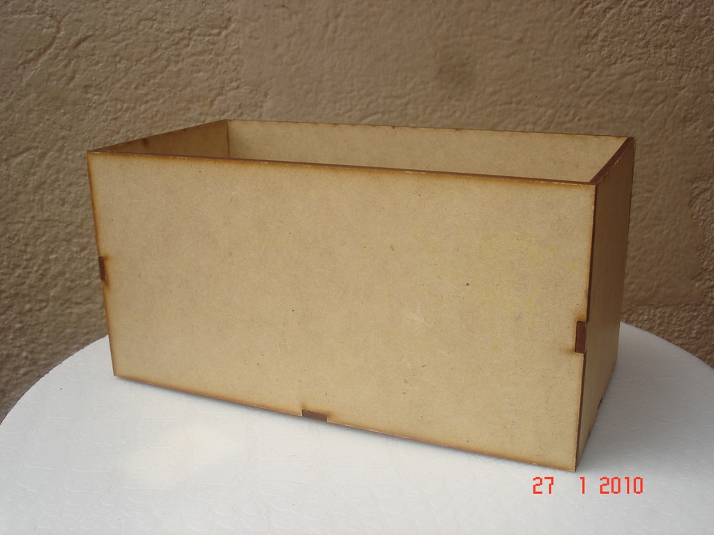 L20-048 Caja rectangular 20x10x6 (sin tapa)