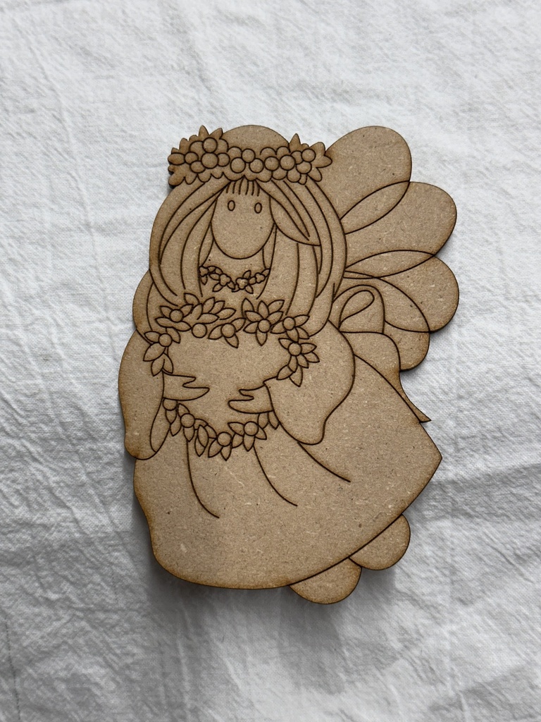 L23-138 Ángel pelo largo con corona de corazón en las manos 35c/3mm