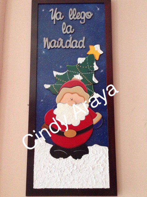 L23-150 Cuadro 60x25cm con santa de árbol - ya viene la navidad vitral