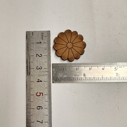 [L5-022] L5-022 Flor Margarita de frente 2.5cm