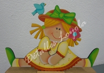 [L9-049] L9-049 Muñeca sentada de frente 15x10cm