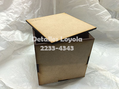 L20-137 Caja 10x10x6cm con tapa de poner