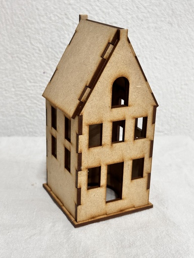 L23-386 Casa 1 de la villa 8x8x16cm