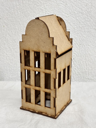 L23-394 Casa 9 de la villa 8x8x19cm