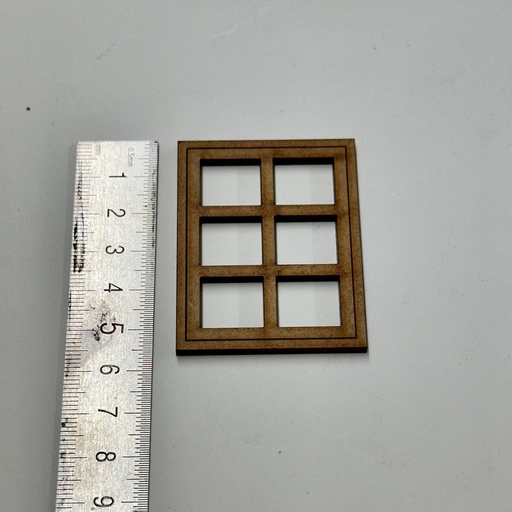 L34-079 Ventana calada 18 cuadrada 5,5x4cm