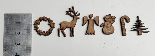 L33-086a Paquete miniaturas navidad 2cm (Reno, árbol, bastón, ángel, corona, muñeco nieve)