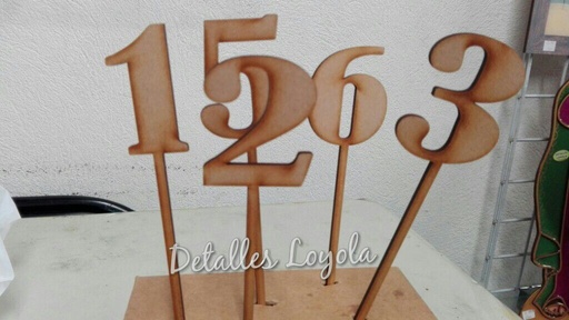 [L18-021] L18-021 Numeros 6cm y palito 12cm / 3mm