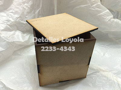 [L20-087] L20-087 Caja 15x15x6 con tapa de poner 