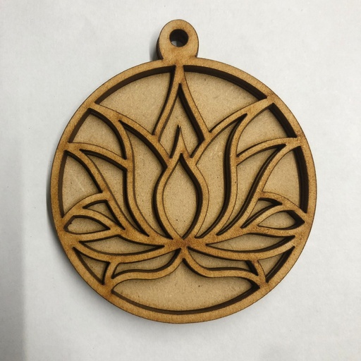[L27-038] L27-038 Llavero circulo con flor de loto 7x8cm